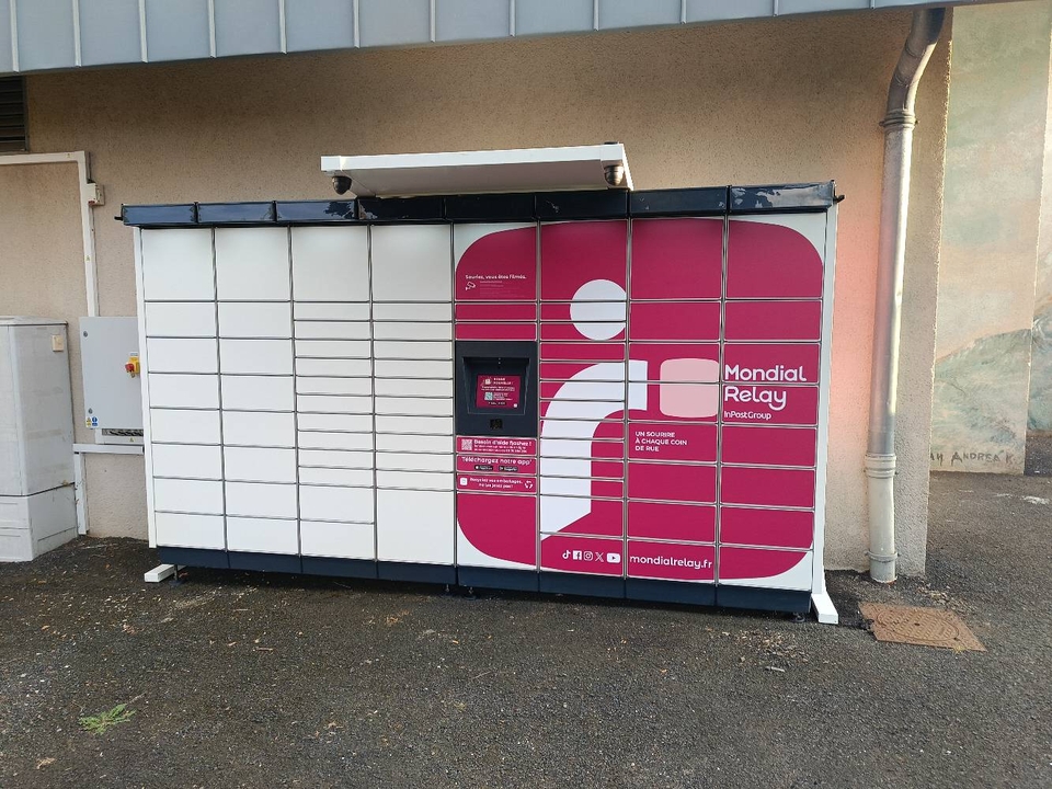 Locker Marie 24/7, 1 1 Rue de la Mairie, 63122 Saint-Genès-Champanelle