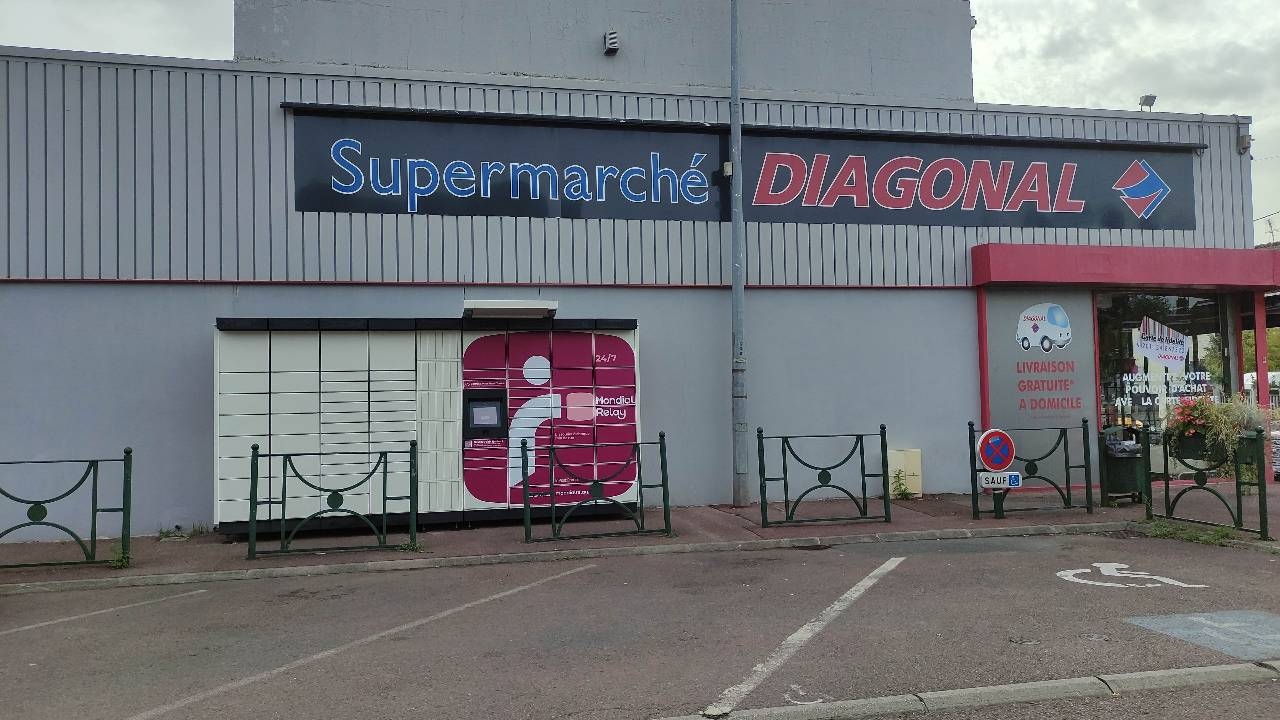 Locker 24/7 Diagonal 77181 Cou, 2 2 Rue des Saules, 77181 Courtry