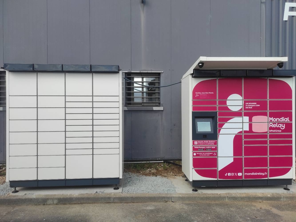 Locker 24/7 Centre Auto Roady, 2 2 Rue Alex Dumas, 17400 Saint-Jean-d'Angély
