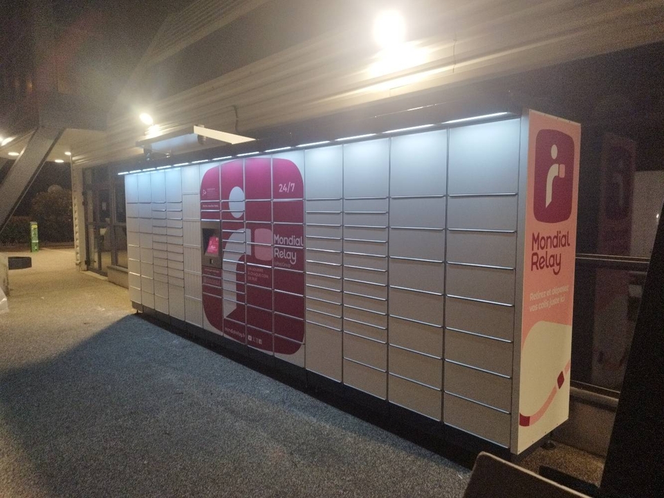 Locker 24/7 Carrefour Contact Sauvian, 2 2 Route de Beziers, 34410 Sauvian