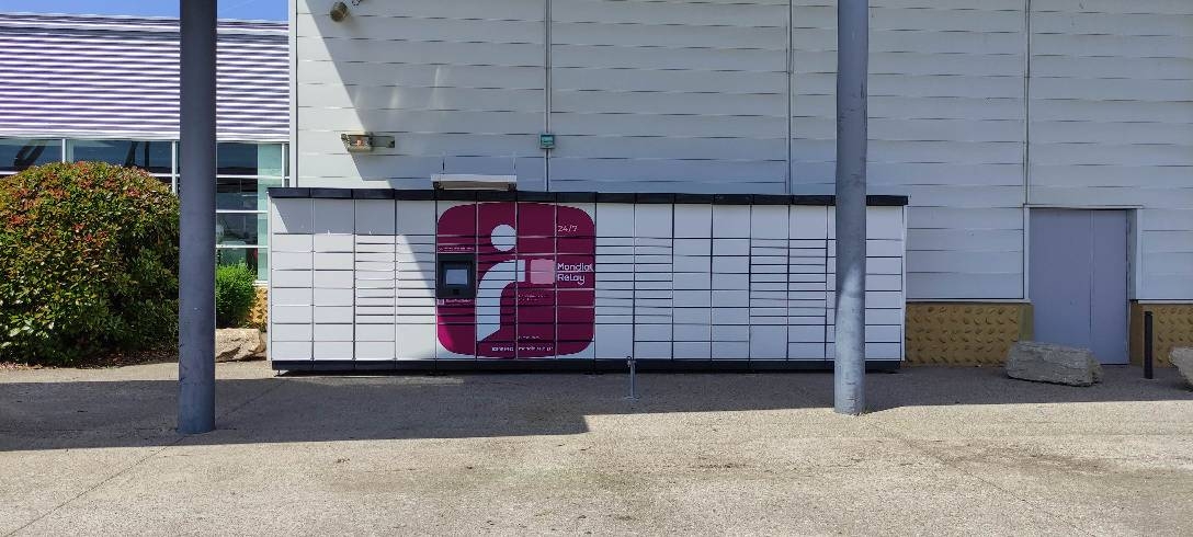 Locker 24/7 Super U St Etienne, 2 Chemin de la Pierre, 38590 Saint-Étienne-de-Saint-Geoirs