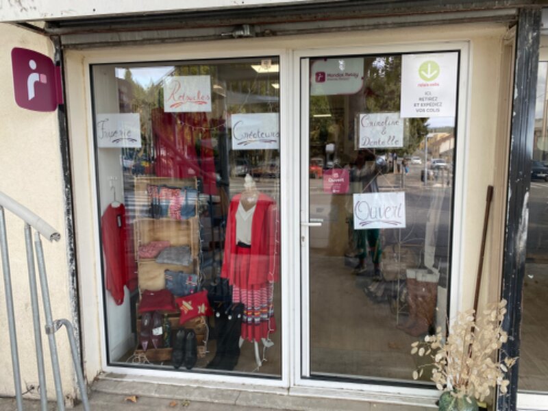 Crinoline & Dentelle, 116 Boulevard de la Millière, 13011 Marseille