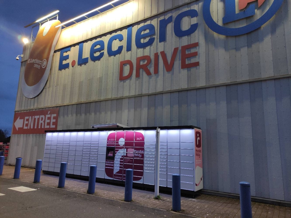 Locker 24/7 E.leclerc Gien, 17 17 Rue de la Bosserie, 45500 Gien