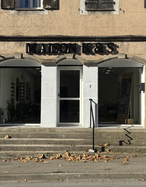 Maison K&s, 7 Avenue Roger Salengro, 13400 Aubagne
