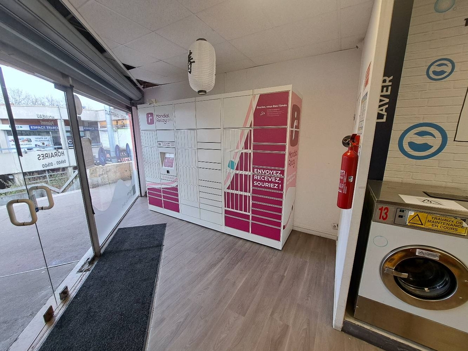 Locker 24/7 Lav'triolo 59650 Villeneuve-d'ascq, 11 11 Rue Traversière, 59650 Villeneuve d'Ascq