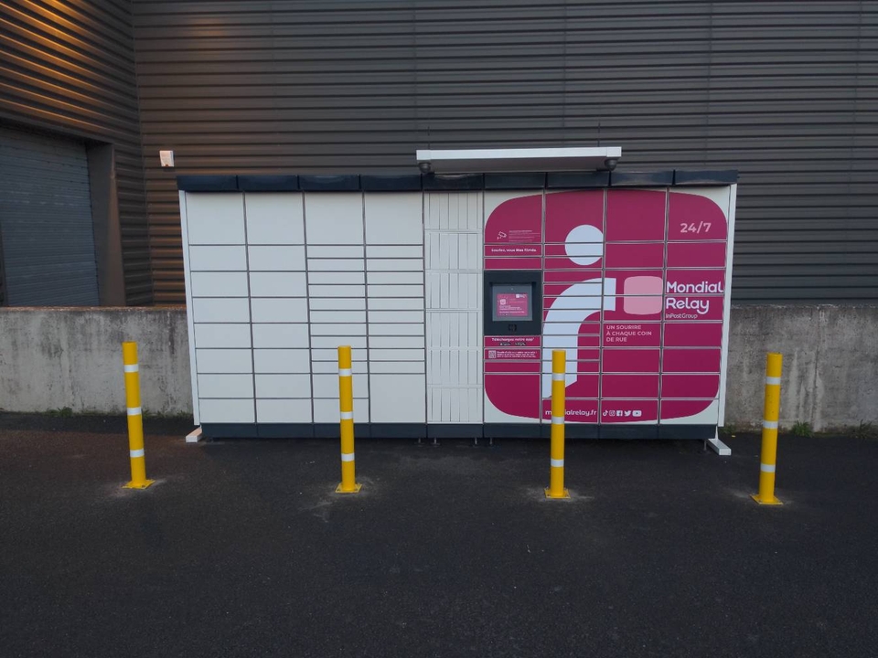 Locker 24/7 E.Leclerc Drive 41000 Blois, 116 13 Rue de Villebreme, 41000 Blois