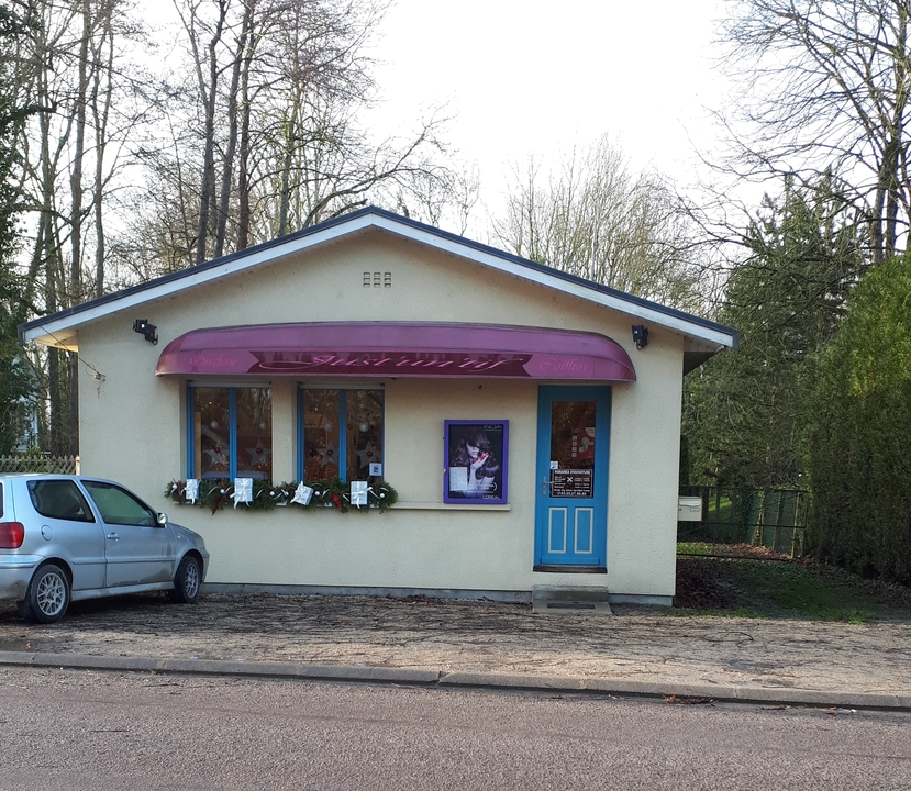 Just Un Tif, 7 Rue Roger Salengro, 10350 Marigny le Chatel