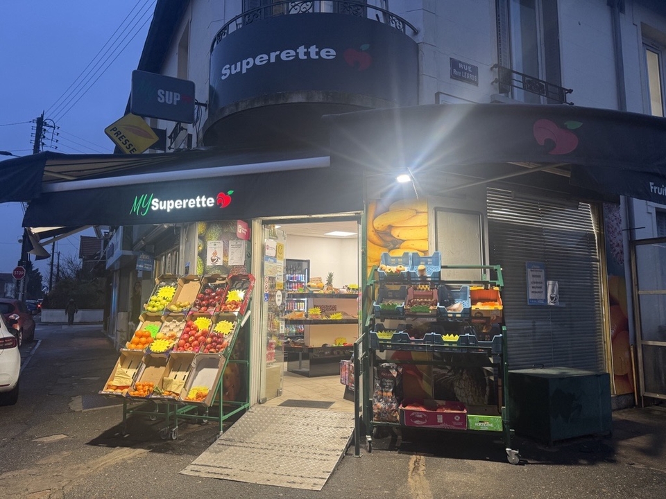 Vn Supermarche, 3 Rue René Legros, 91600 Savigny-sur-Orge