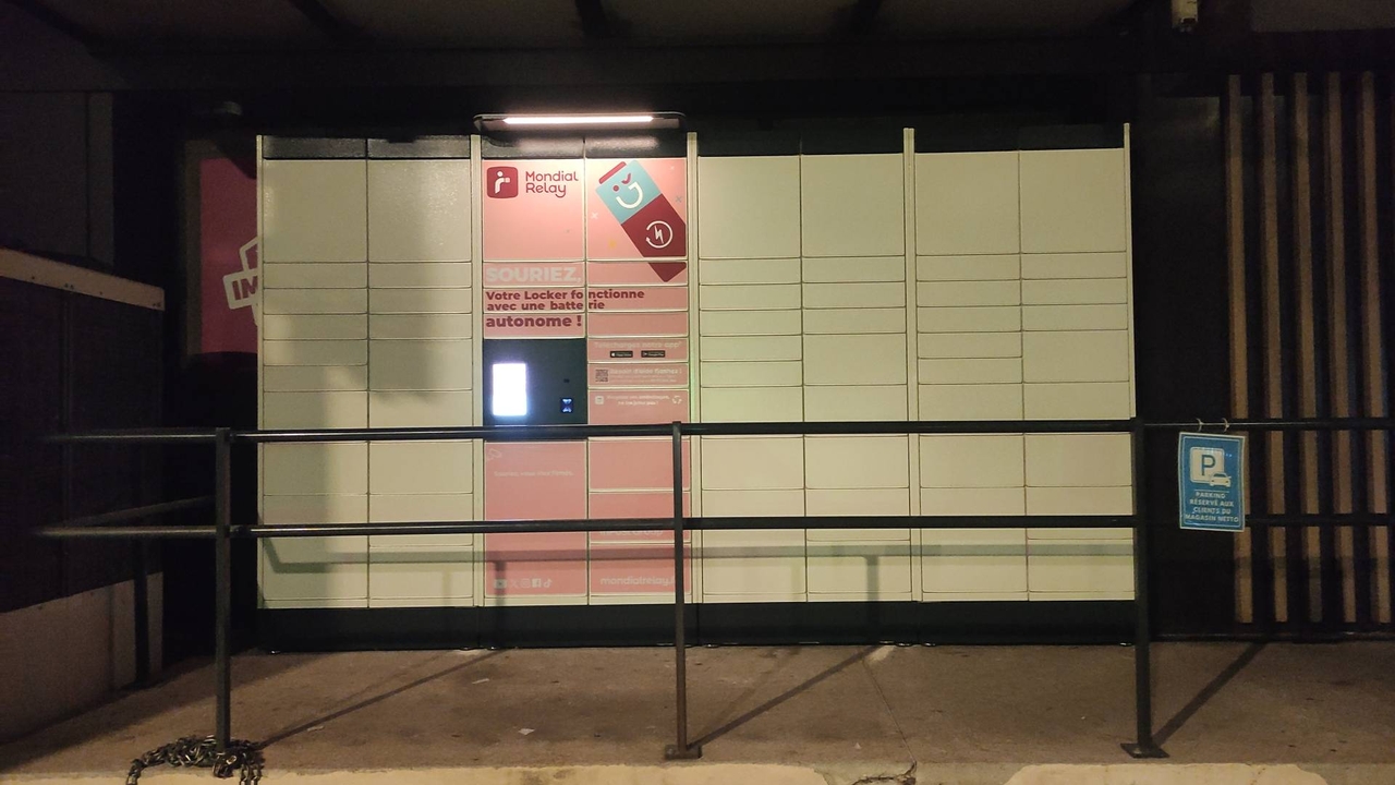 Locker 24/7 Netto Delfino 06300 Nice, 49 49 Boulevard Général Louis Delfino, 06300 Nice