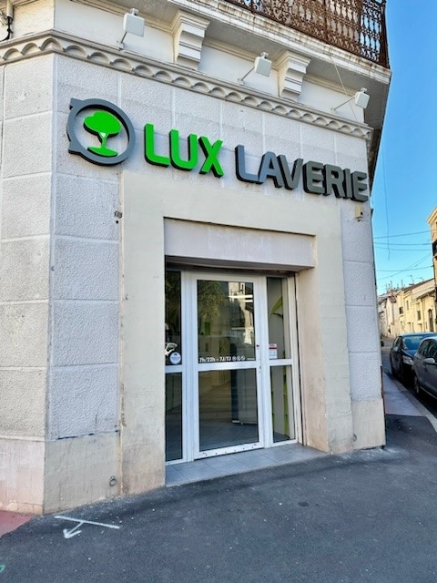 Locker Lux Laverie Beaux Arts, 26 1 Rue Thérèse, 34090 Montpellier
