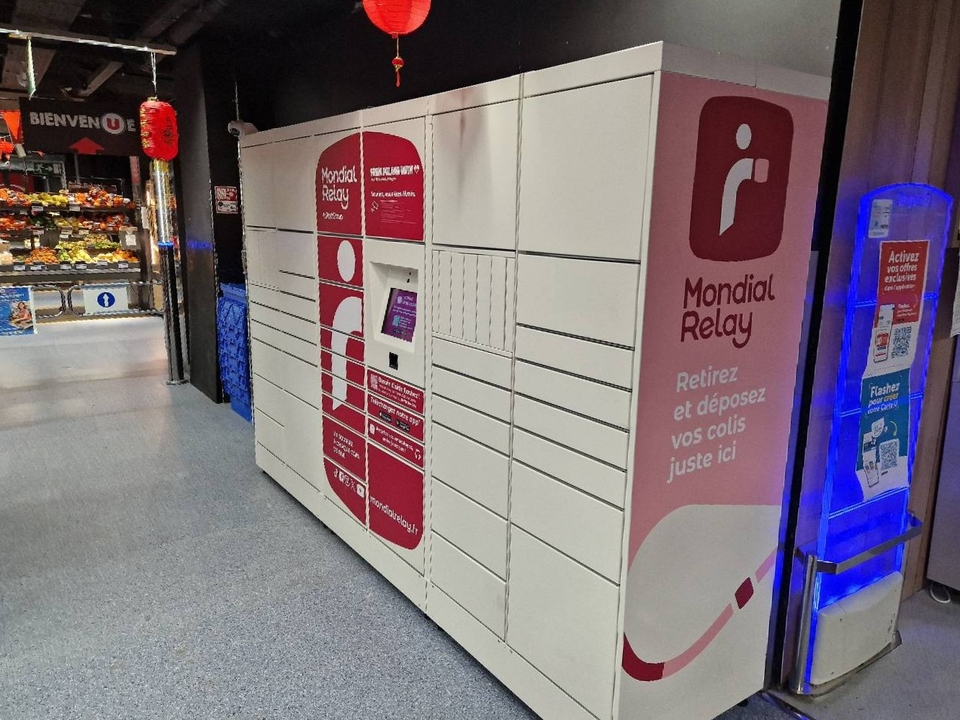Locker U Express, 40 40b Place de la République, 72000 Le Mans