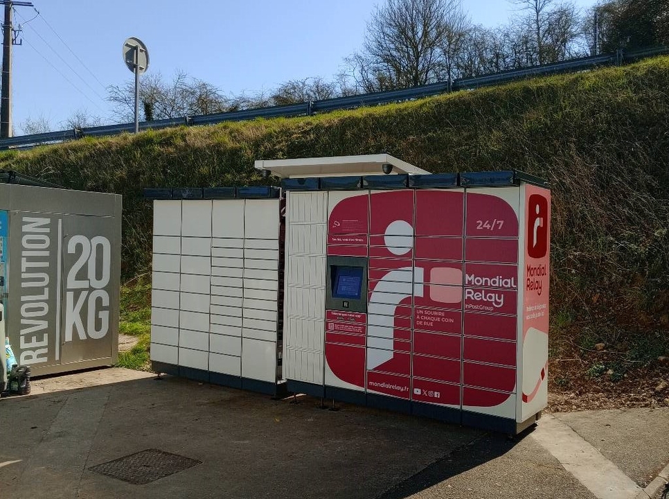 Locker 24/7 Carrefour Sancerre, 847 Rue Creuse, 18300 Sancerre