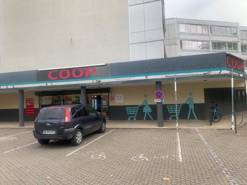 Coop, 51-53 Place des Templiers, 86000 Poitiers