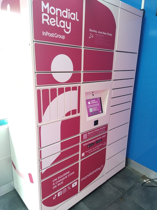 Locker Top Laverie, 1 1 Avenue Gabriel Péri, 95500 Gonesse