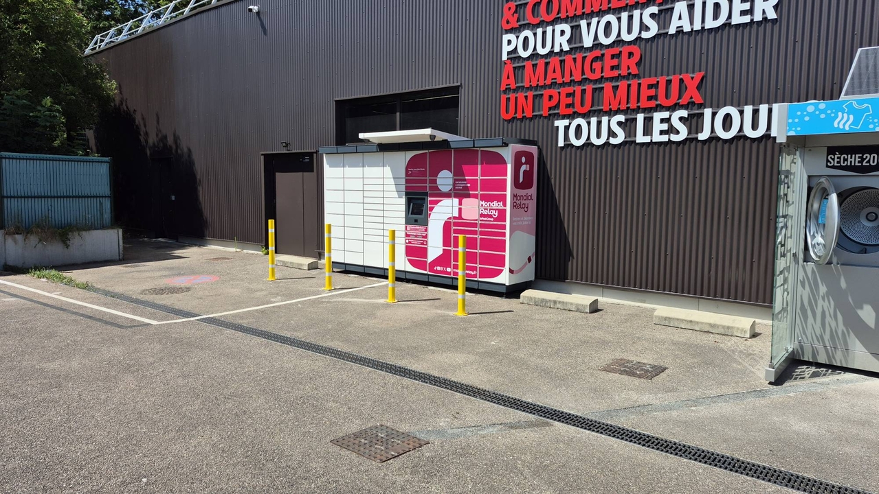 Locker 24/7 Intermarché, 22 22 Avenue de Mortières, 71640 Givry