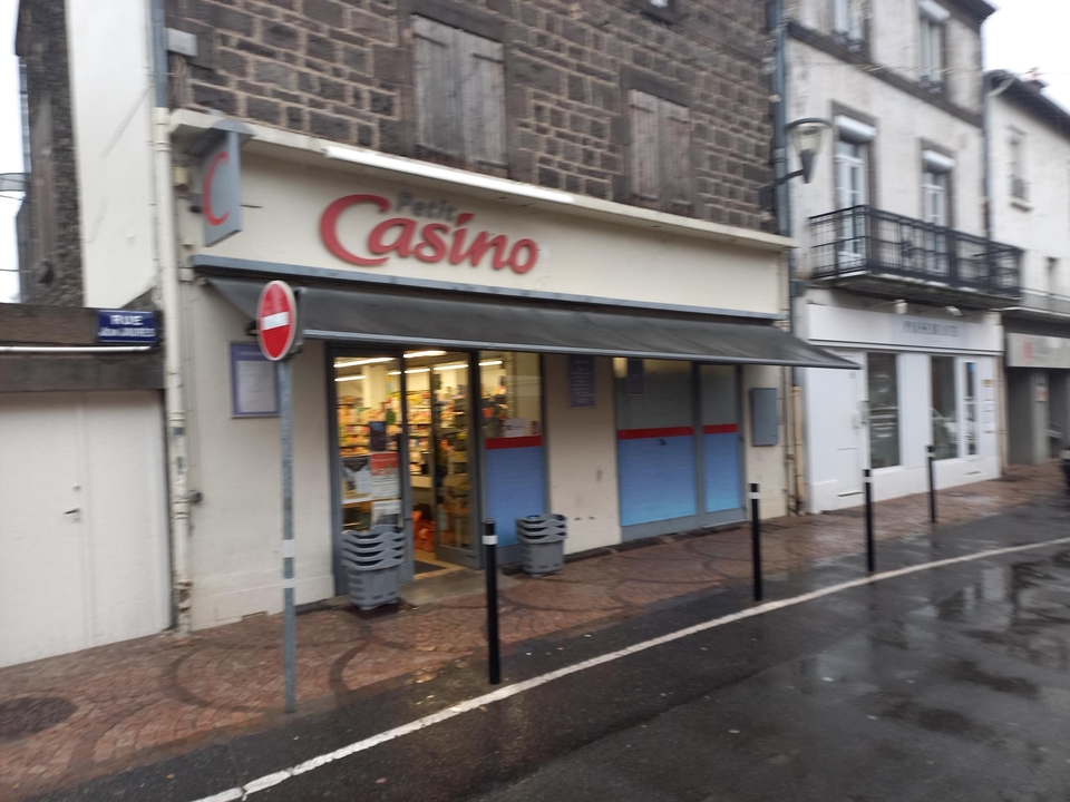Le Petit Casino, 1 Rue Jean Jaurès, 63360 Gerzat