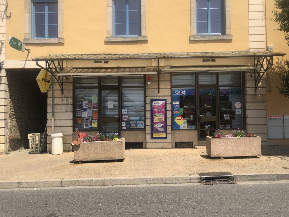 Tabac Presse, 3 Rue de l'Hôtel de ville, 71470 Romenay