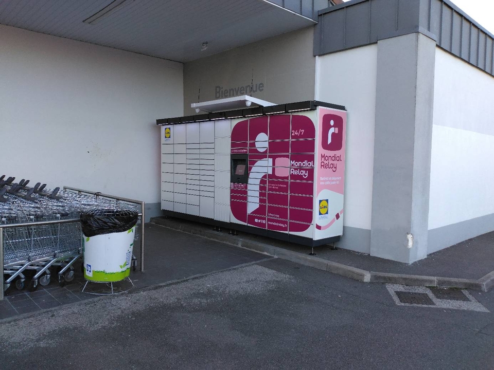 Locker 24/7 Lidl Montrevel, 200 200 Avenue de Mâcon, 01340 Montrevel-en-Bresse