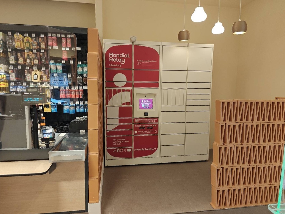 Locker Carrefour City, 11 11 Rue Cassini, 06300 Nice