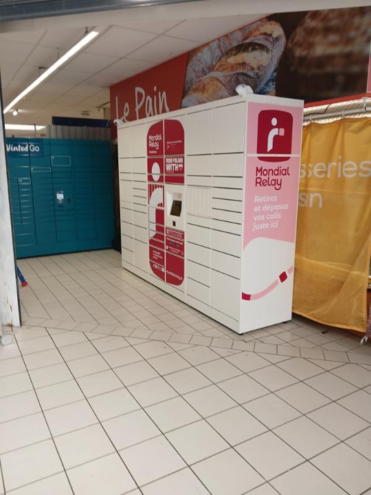 Locker Carrefour Market BOURGES, 1 1 Avenue de Lattre de Tassigny, 18000 Bourges