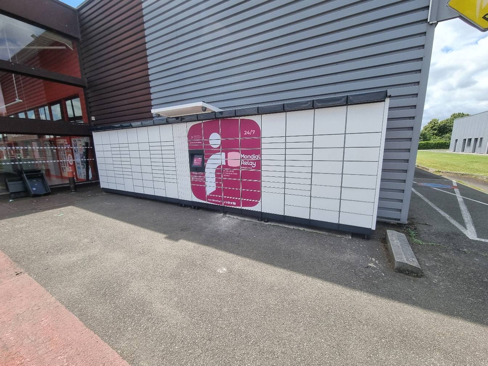 Locker 24/7 Carrefour Market 72200 La Flèche, 185 Route des Mollans, 72200 La Flèche