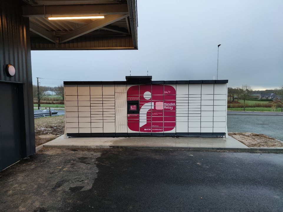 LOCKER Agence Mondial Relay 29270 Carhaix, 4 Parc d'Activités de Kergorvo, 29270 Carhaix-Plouguer