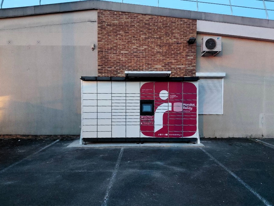 Locker 24/7 Carrefour Market, 110 110 Rue du Chalet, 45560 Saint-Denis-en-Val