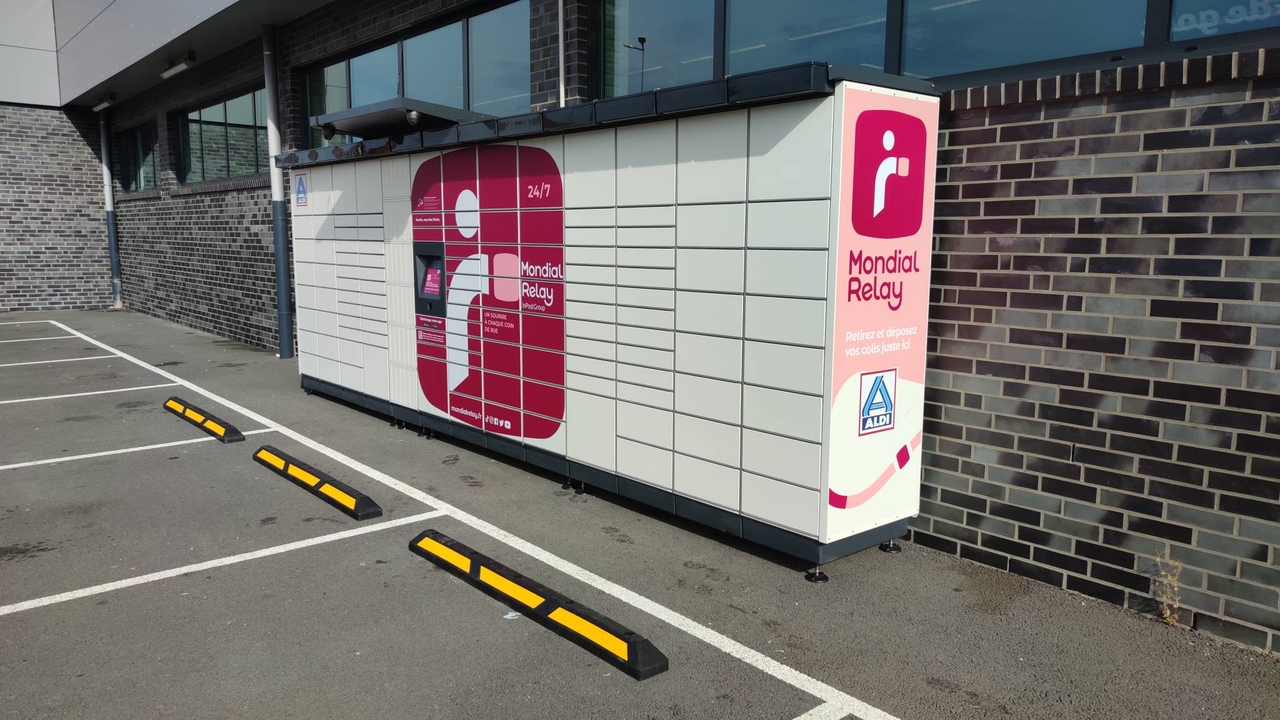 Locker 24/7 Aldi 59580 Aniche, 48 48 Rue du Général Delestraint, 59580 Aniche