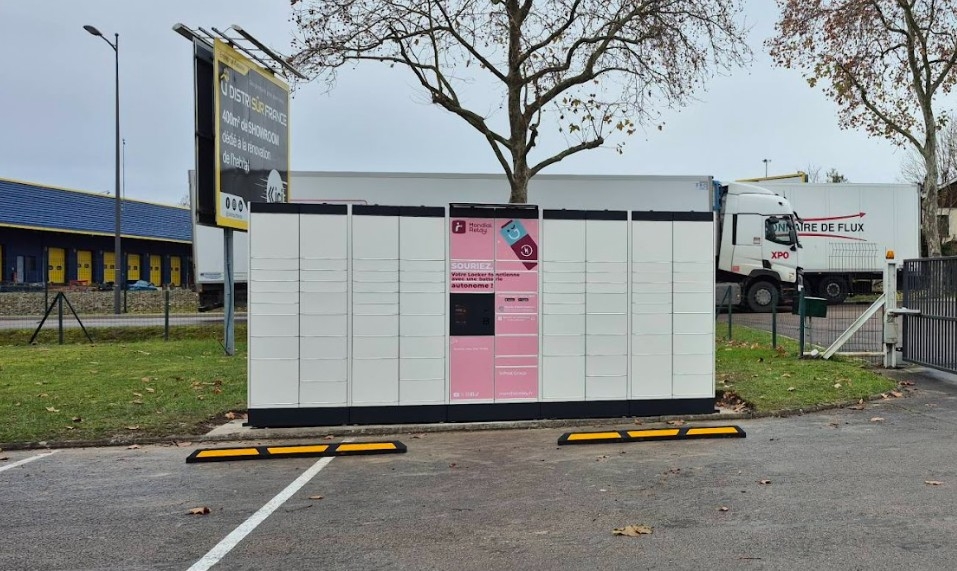 Locker 24/7 Distri Sur France, 170 170 Route d'Auxerre, 10120 Saint-André-les-Vergers