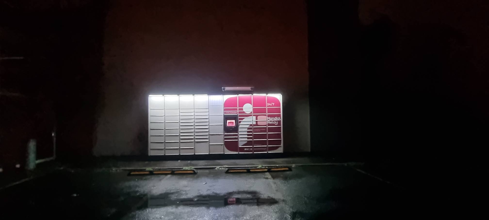 Locker 24/7 La Foir'Fouille 22300 Lannion, 12 Rue Saint-Pierre, 22300 Lannion