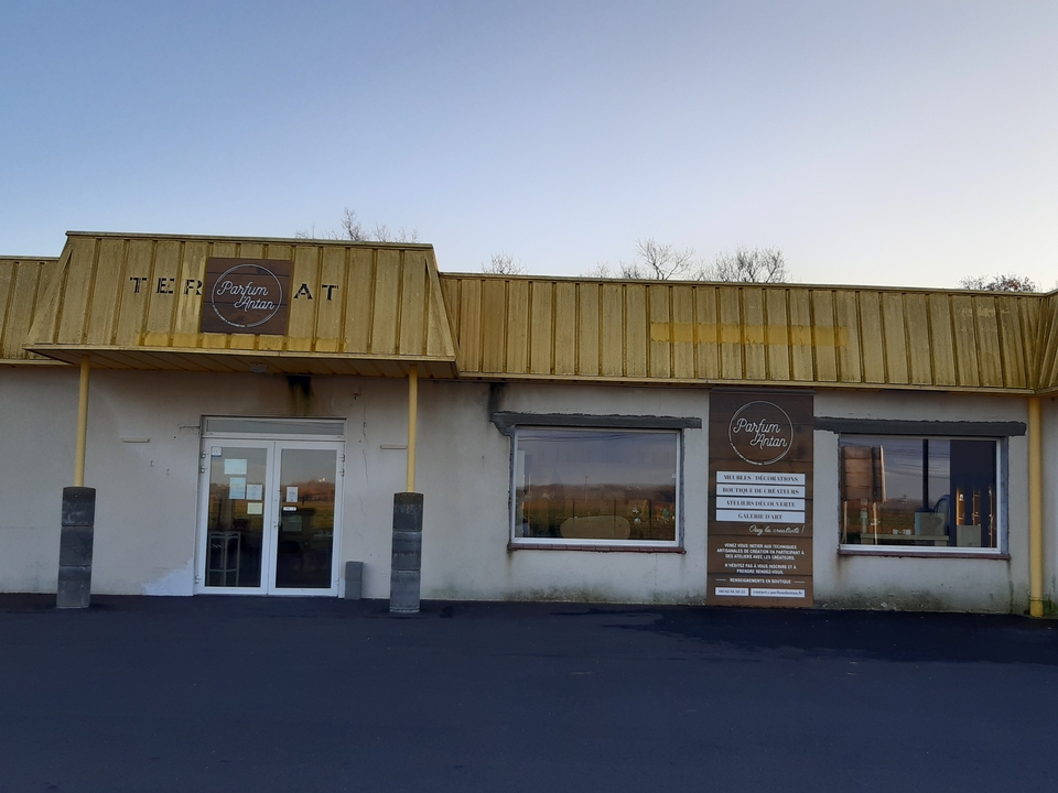 Parfum d'Antan, 13 Place de l'Eperon, 82600 Verdun sur Garonne