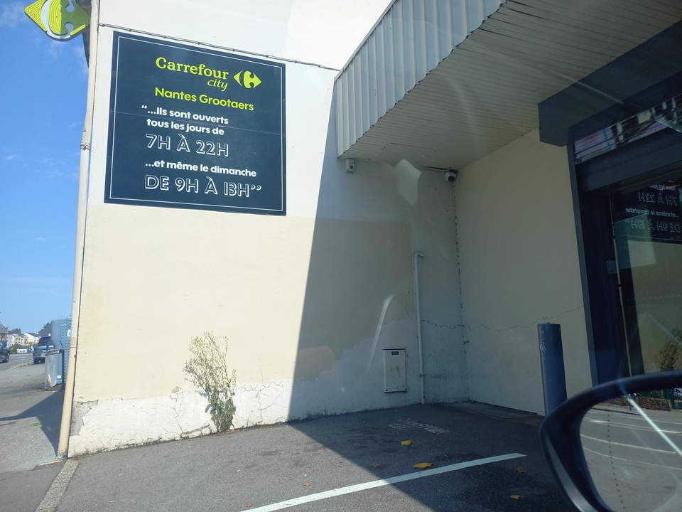 Carrefour City, 14 Rue Guillaume Grootaers, 44300 Nantes