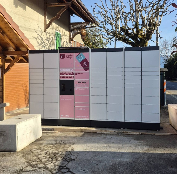 Locker 24/7 Les Jardins De Laura, 411 447 Route des Rocailles, 74930 Reignier-Esery