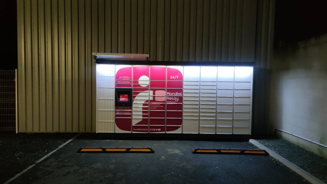 Locker 24/7 Chrono Wash Pelouailles Rives du Loir Anjou, 5 5 Rue Bennefray, 49140 Rives-du-Loir-en-Anjou