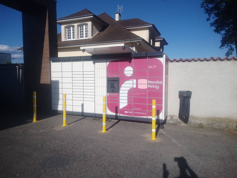 Locker 24/7 U Express Mermoz C, 101 101 Rue Jean Mermoz, 86000 Poitiers