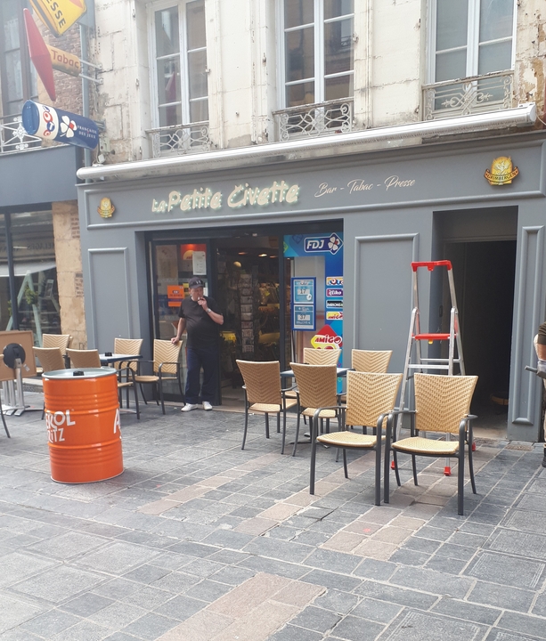 La Petite Civette, 27 Rue Bourbon, 08000 Charleville-Mézières