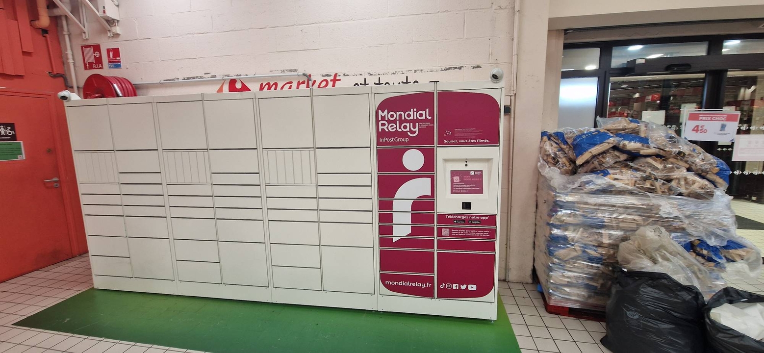 Locker Carrefour Market Fives Lille, 268 268 Rue Pierre Legrand, 59800 Lille
