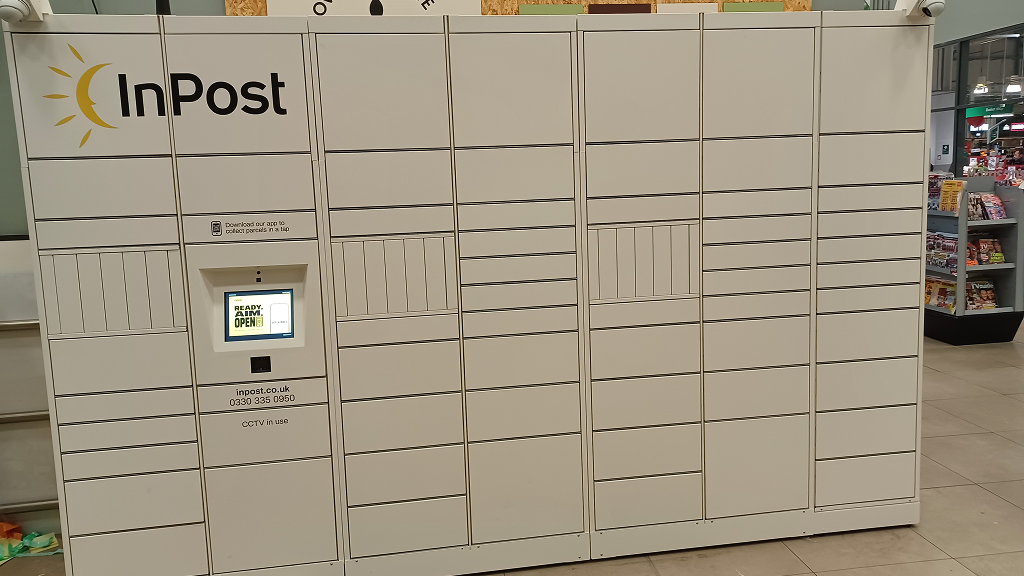 Foto del casillero de InPost: InPost UK00114723