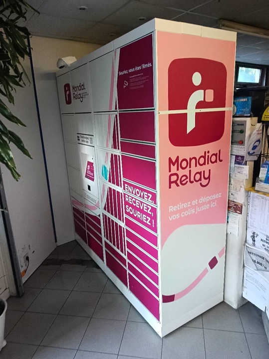 Locker Pressing Soleil Couronnes Belleville 75020 Paris, 58 58 Bd de Belleville, 75020 Paris