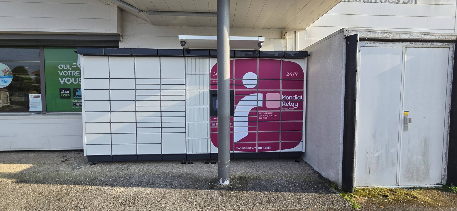 Locker 24/7 Carrefour Contact Chalons en Champagne, 34-36 34 Avenue de Sainte-Menehould, 51000 Châlons-en-Champagne