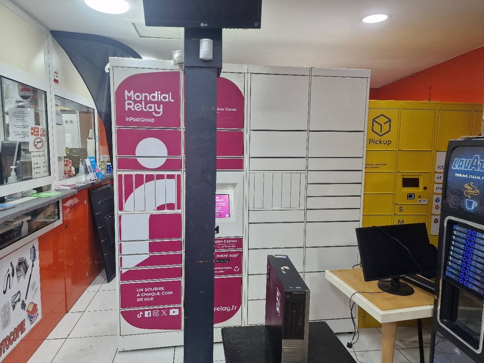 Locker Connect Express 93100 Montreuil, 225 225 Rue de Paris, 93100 Montreuil