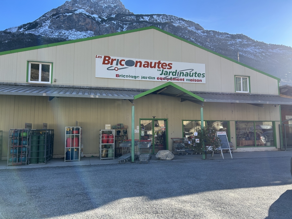 Les Briconautes, 3 Rue Edward Whymper, 05120 L'Argentière-la-Bessée
