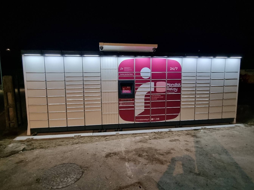 Locker 24/7 Lavcar 43210 Bas en Basset, Prés du Milieu, 43210 Bas-en-Basset