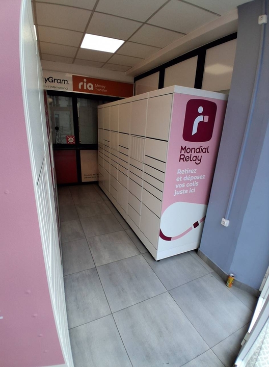 Locker Mr City boulevard Voltaire pressing, 204 204 Boulevard Voltaire, 92600 Asnières-sur-Seine