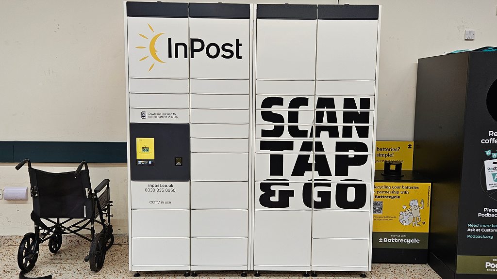 Foto del casillero de InPost: InPost UK00215971