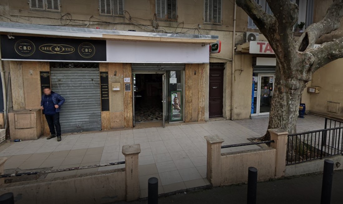 Bar la Royale, 74 Avenue du Merlan, 13014 Marseille
