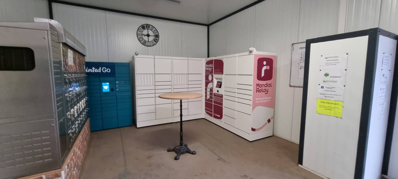 Locker 24/7 Distributeur Automatique Fruits & Légumes Auchy-Les-Mines, 2 Rue Jeannette Prin 49 Rue Florent Evrard, 62138 Auchy-les-Mines