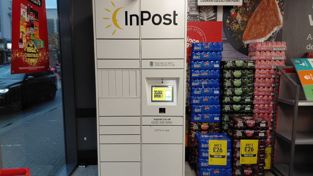 InPost's photo of the locker: InPost UK00219180