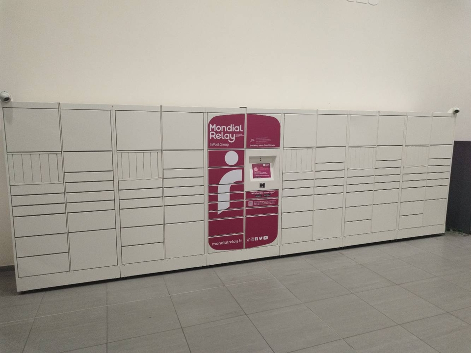 Locker Intermarché Super Bourg-Saint-Andéol, 18 Avenue Maréchal Leclerc, 07700 Bourg-Saint-Andéol