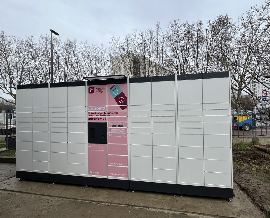 Locker Le Château Rouge, 44 Null Null, 93270 Sevran